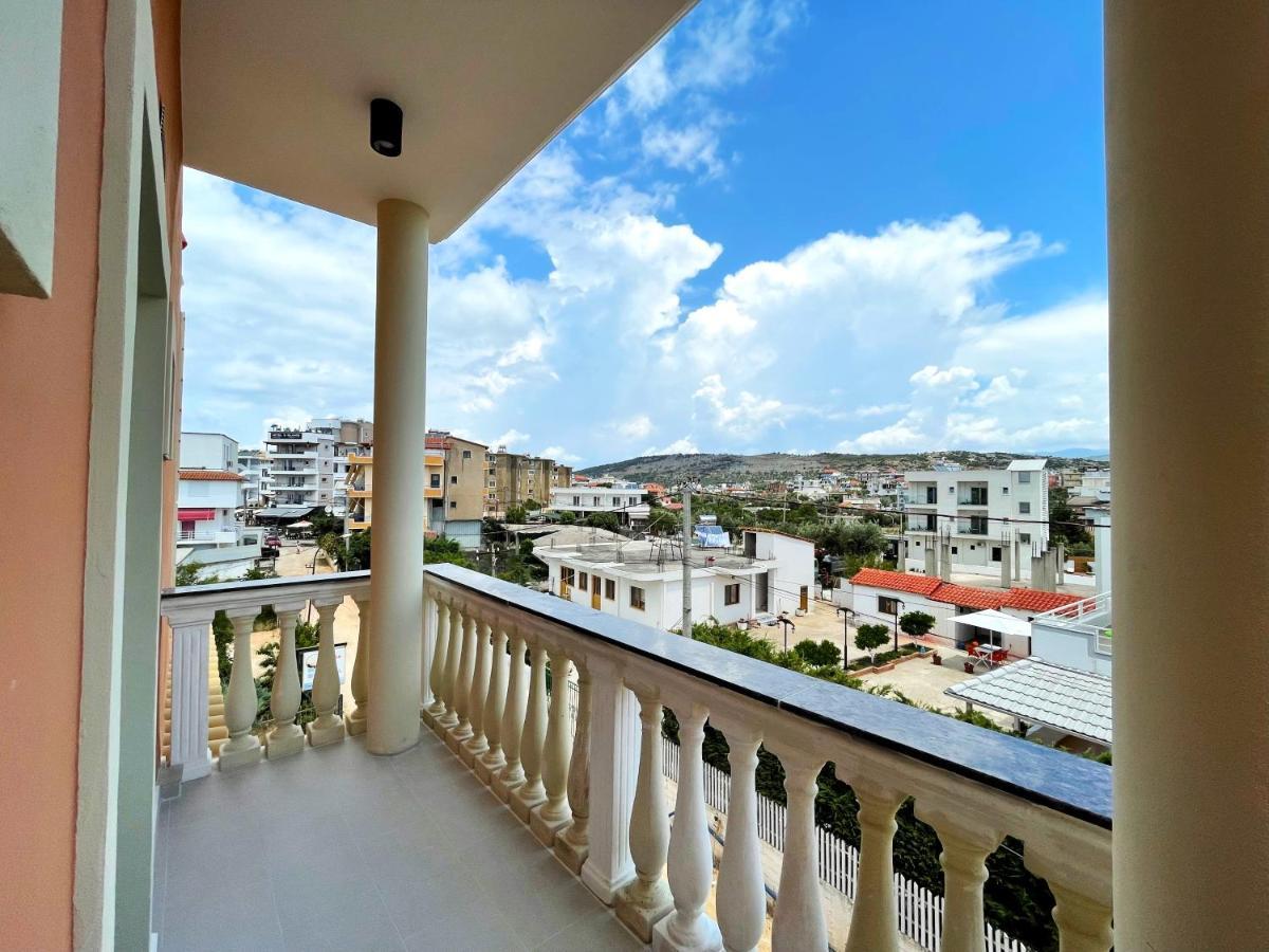 Marku Palace Εξαμίλιο Εξωτερικό φωτογραφία