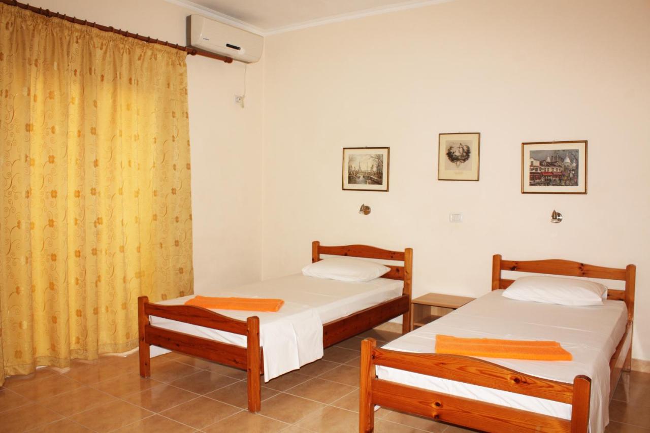 Marku Palace Εξαμίλιο Εξωτερικό φωτογραφία